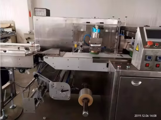 High Speed Diaposable Napkin Cutlery Set Spoon Fork Knife Automatic Packing Machine